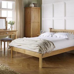 Woburn Chunky Oak Bed